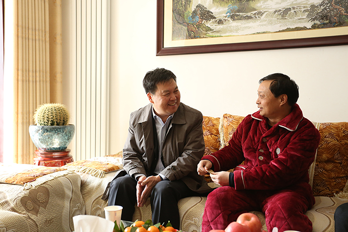 明博体育app苹果