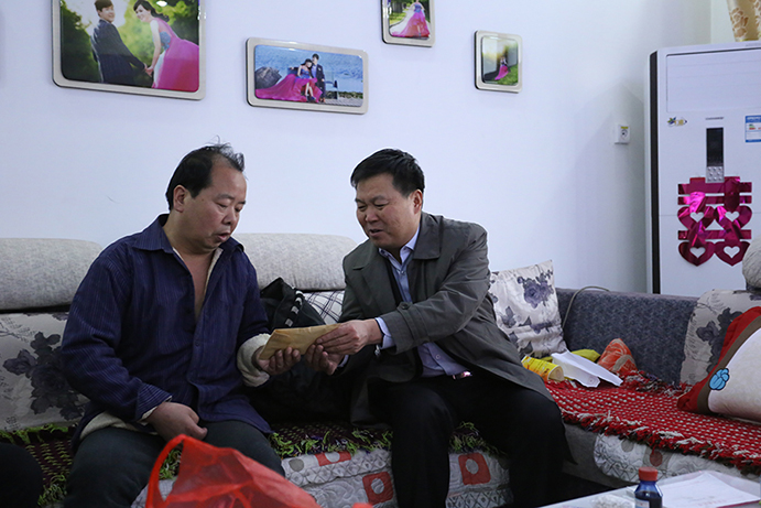 明博体育app苹果