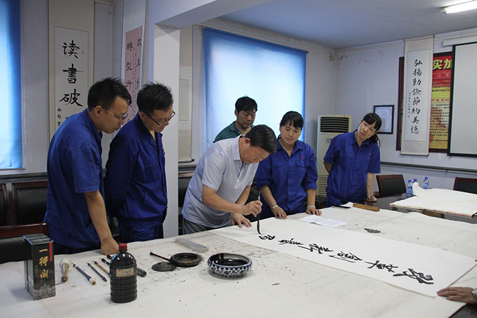 明博体育app苹果