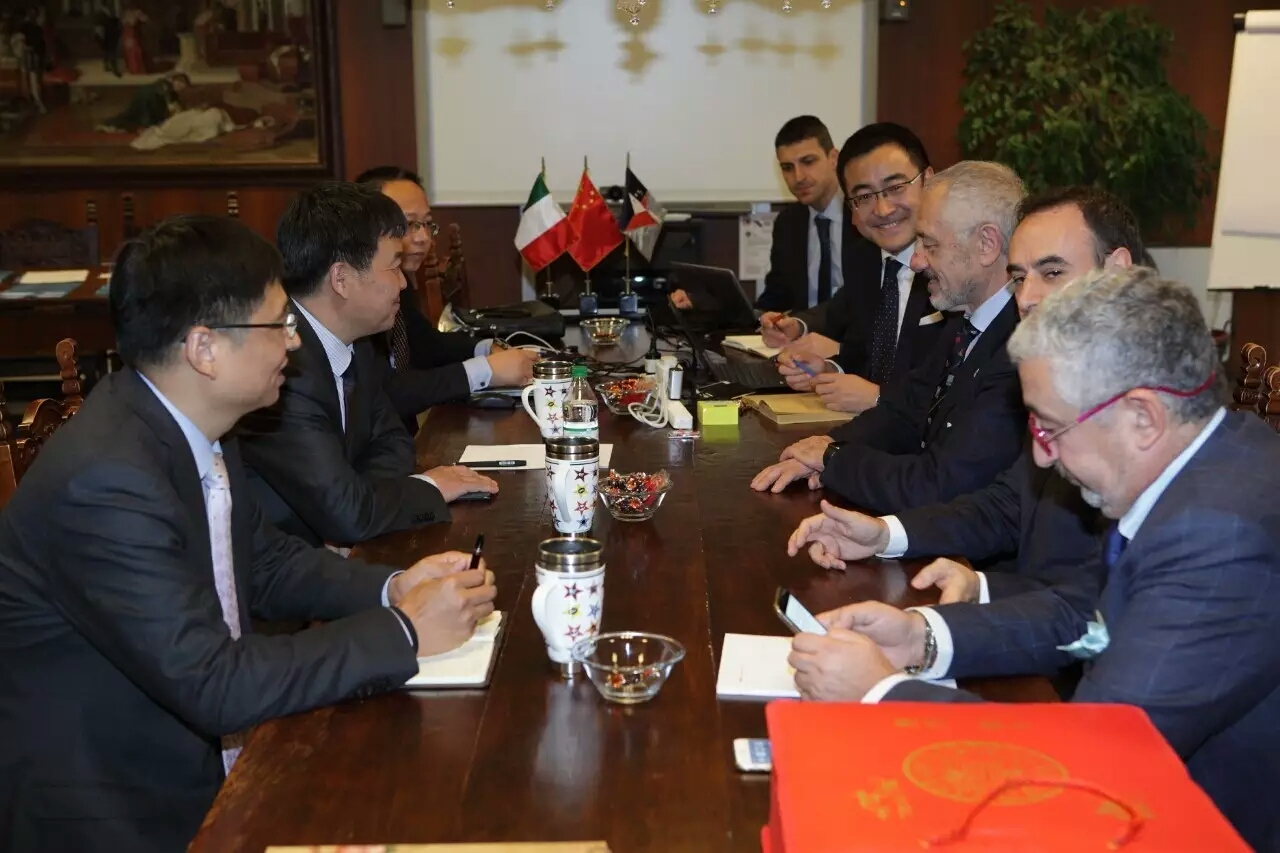 明博体育app苹果