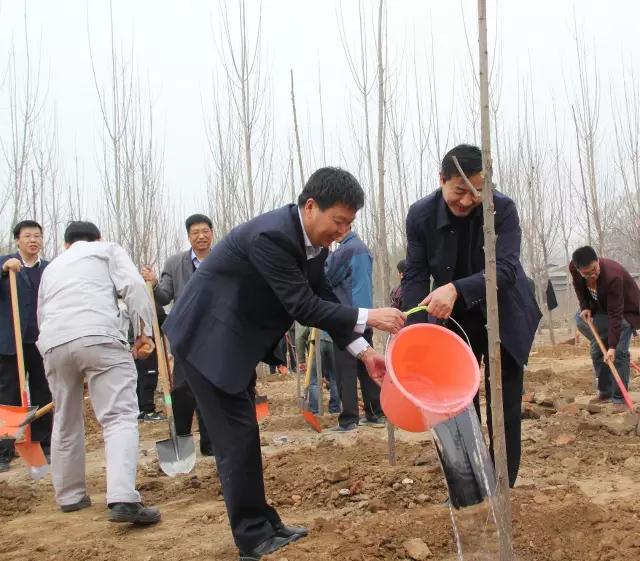 明博体育app苹果