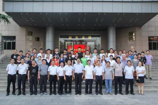 明博体育app苹果