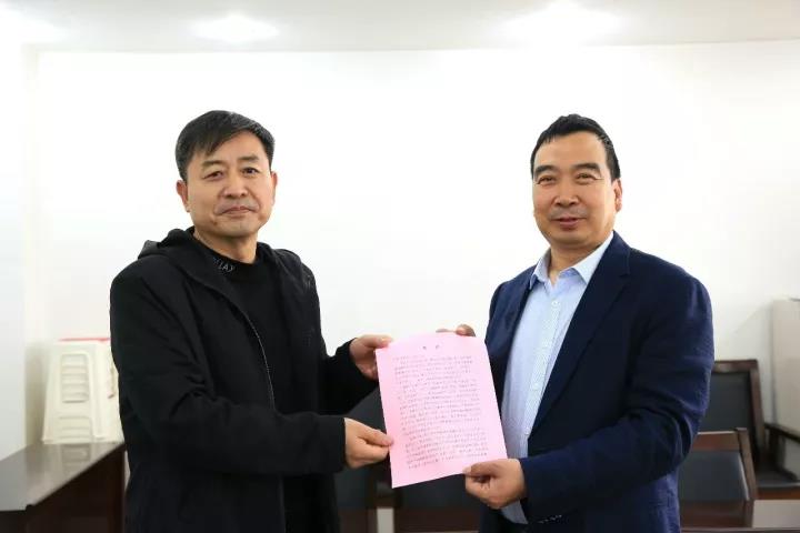 明博体育app苹果