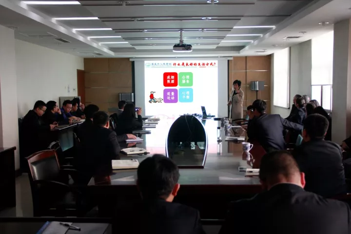 明博体育app苹果