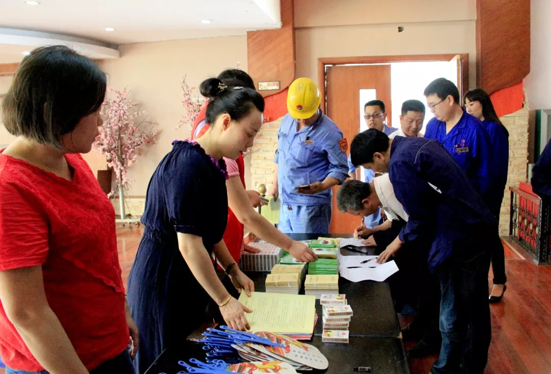 明博体育app苹果