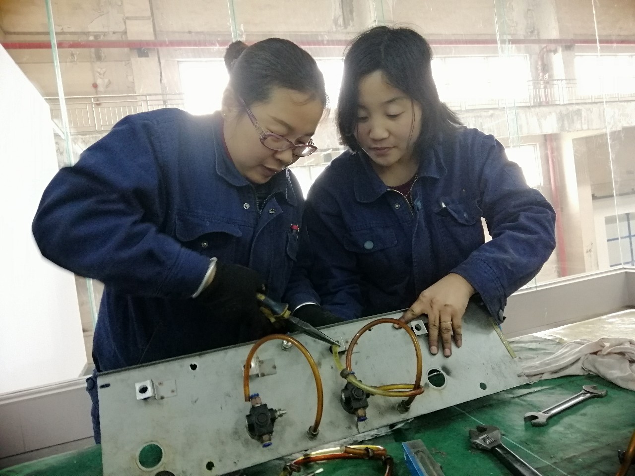 明博体育app苹果