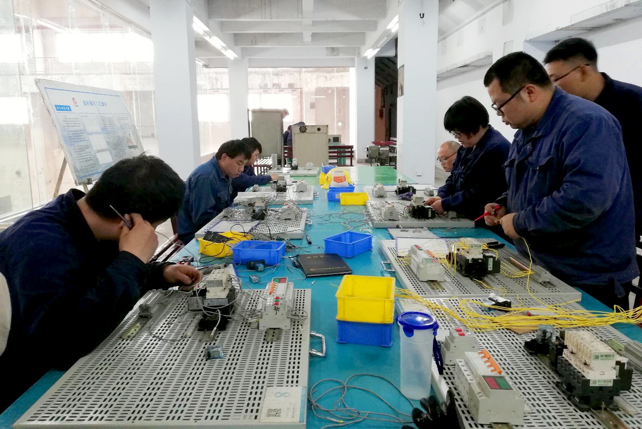 明博体育app苹果