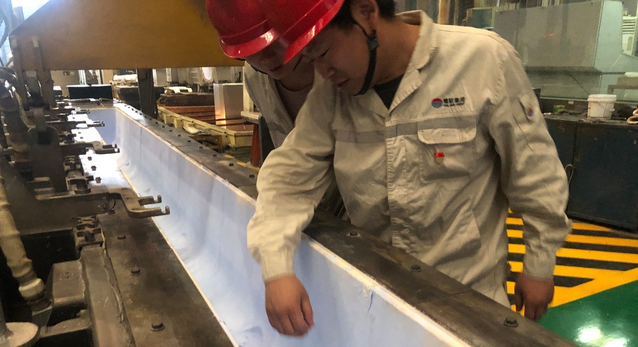 明博体育app苹果