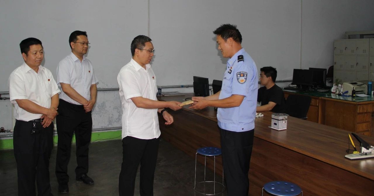 明博体育app苹果