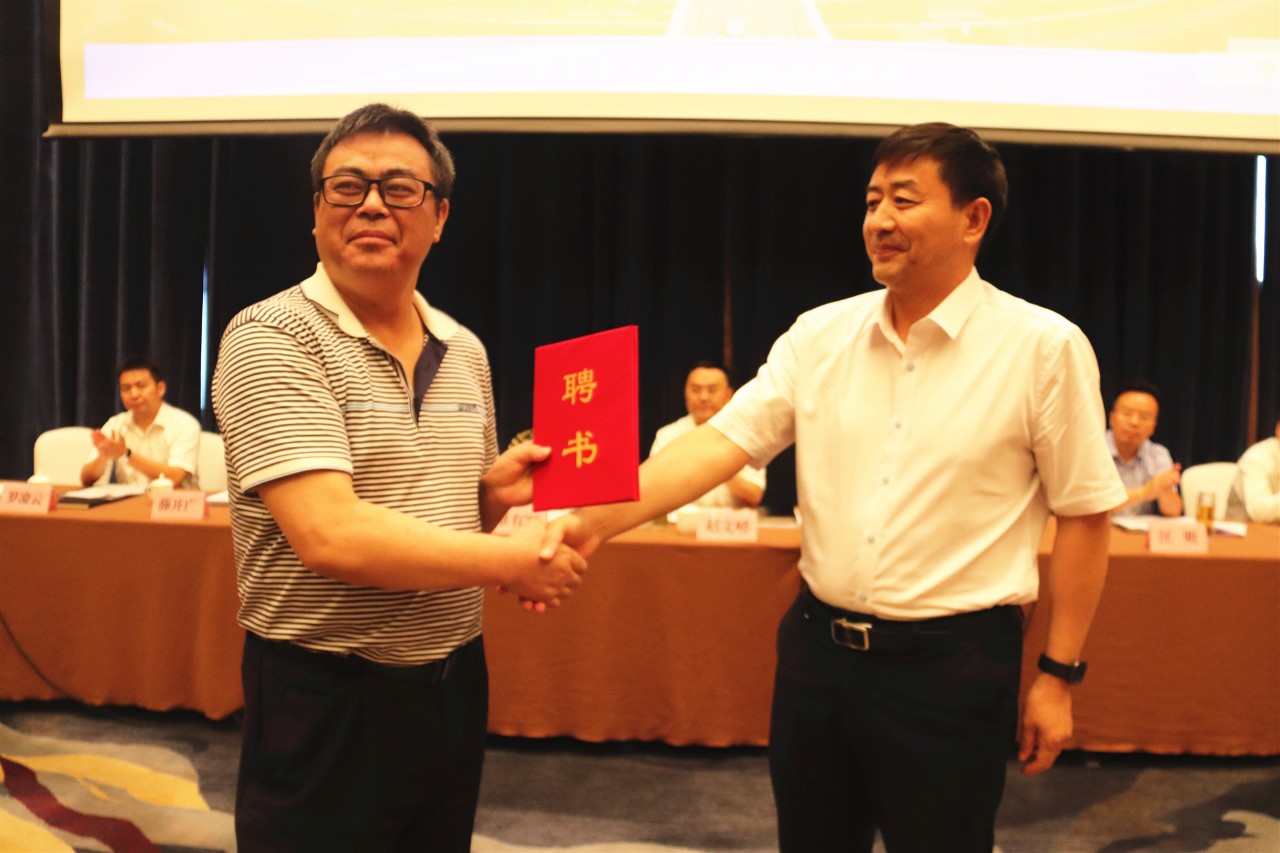 明博体育app苹果