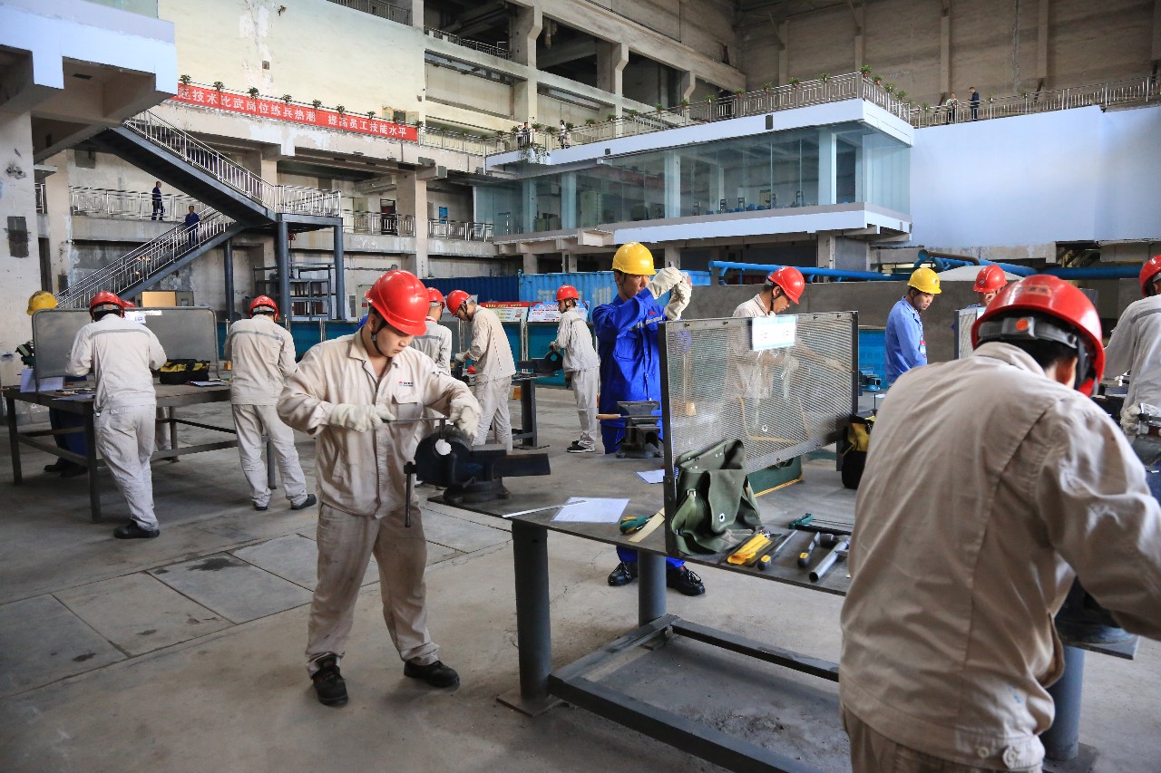 明博体育app苹果