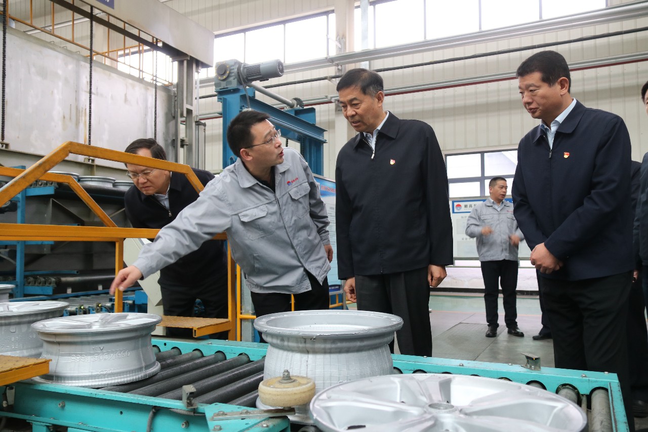 明博体育app苹果