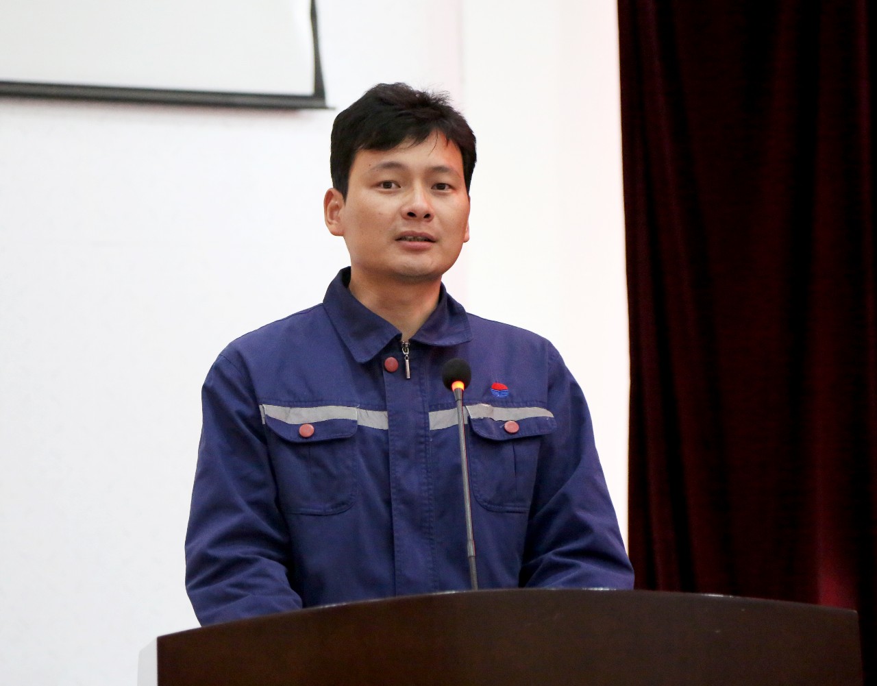 明博体育app苹果