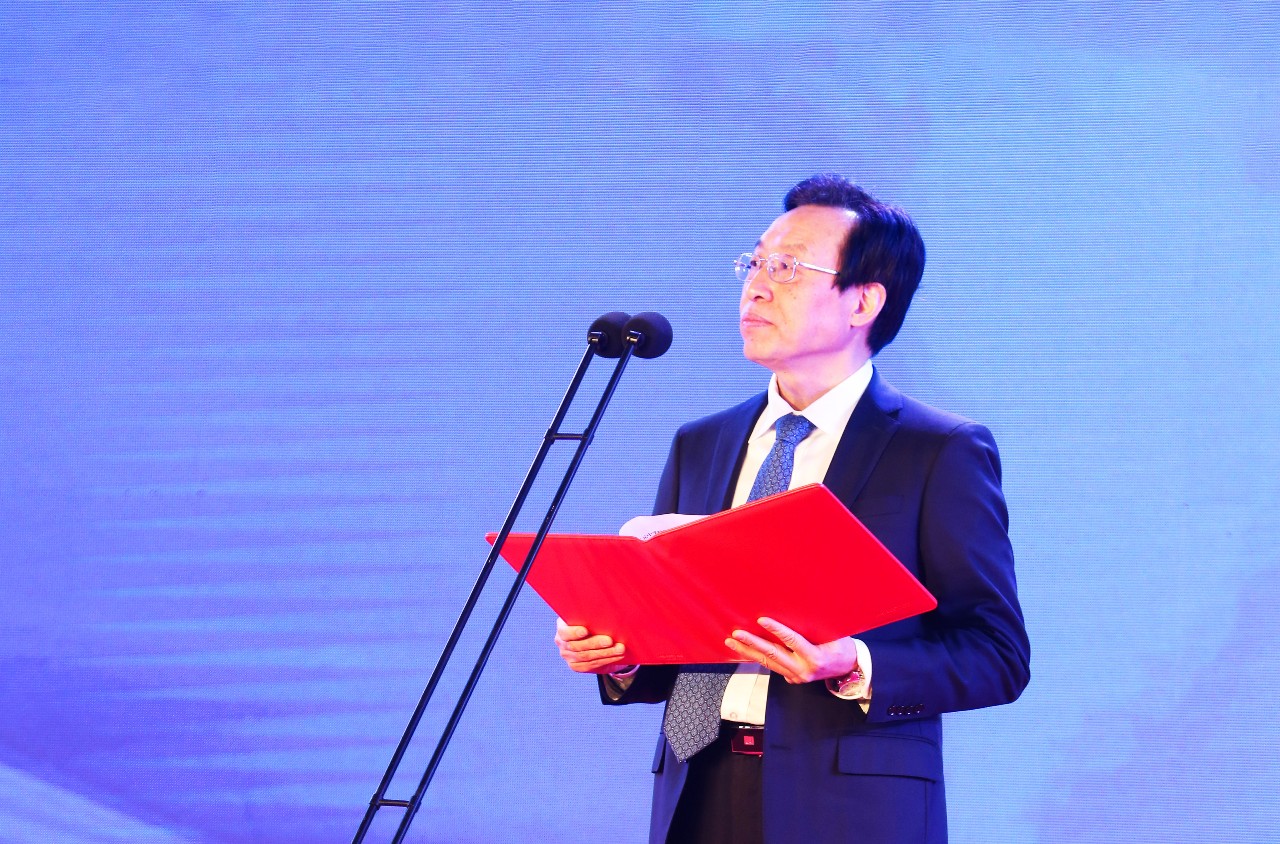 明博体育app苹果