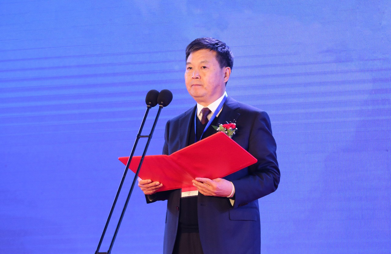 明博体育app苹果