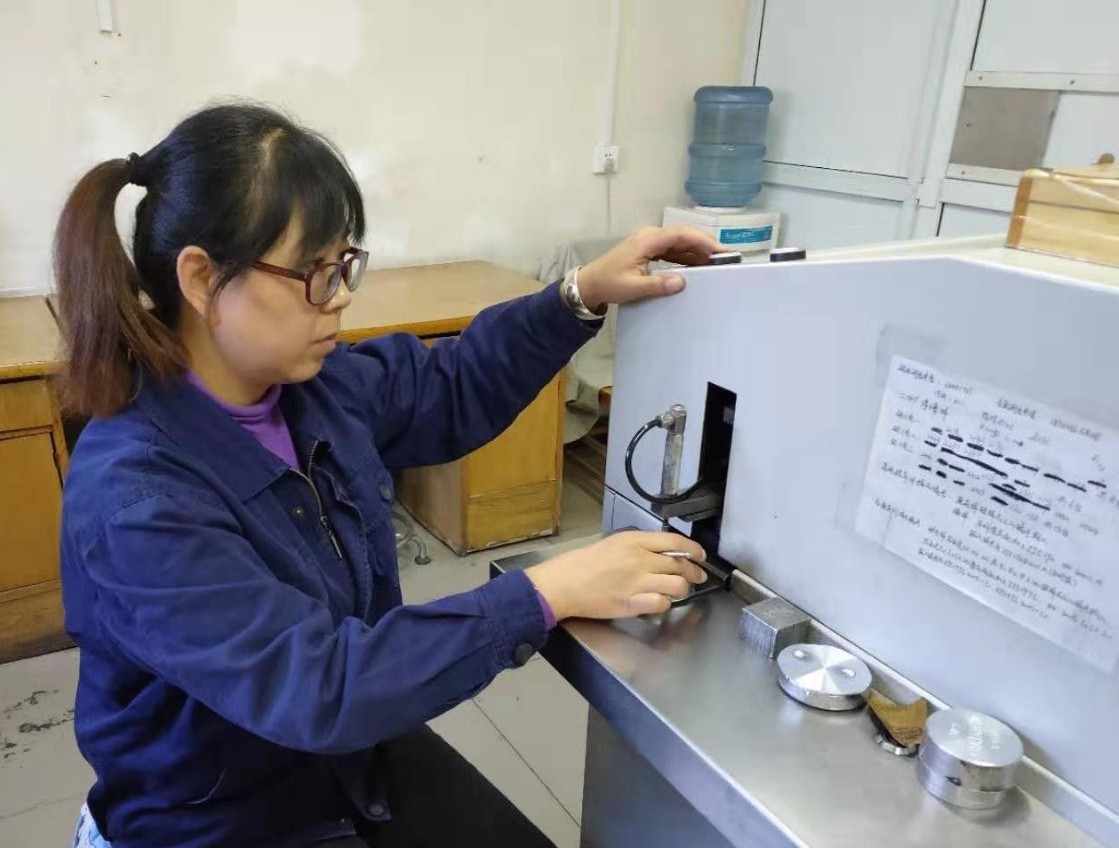 明博体育app苹果