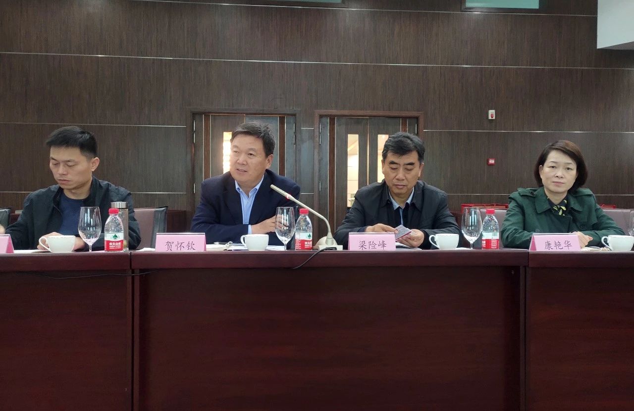 明博体育app苹果