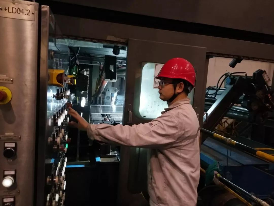 明博体育app苹果