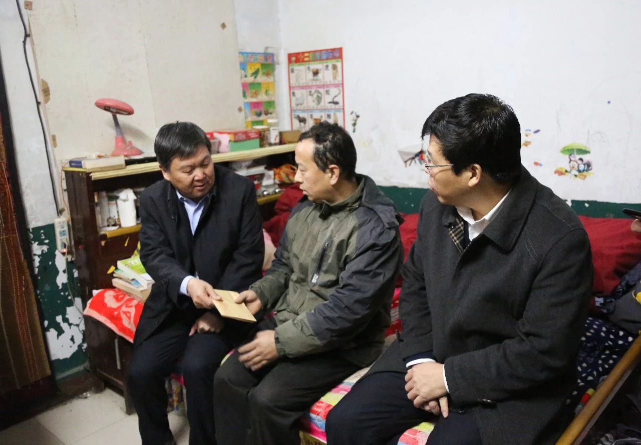 明博体育app苹果