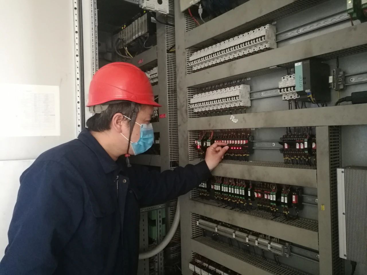 明博体育app苹果