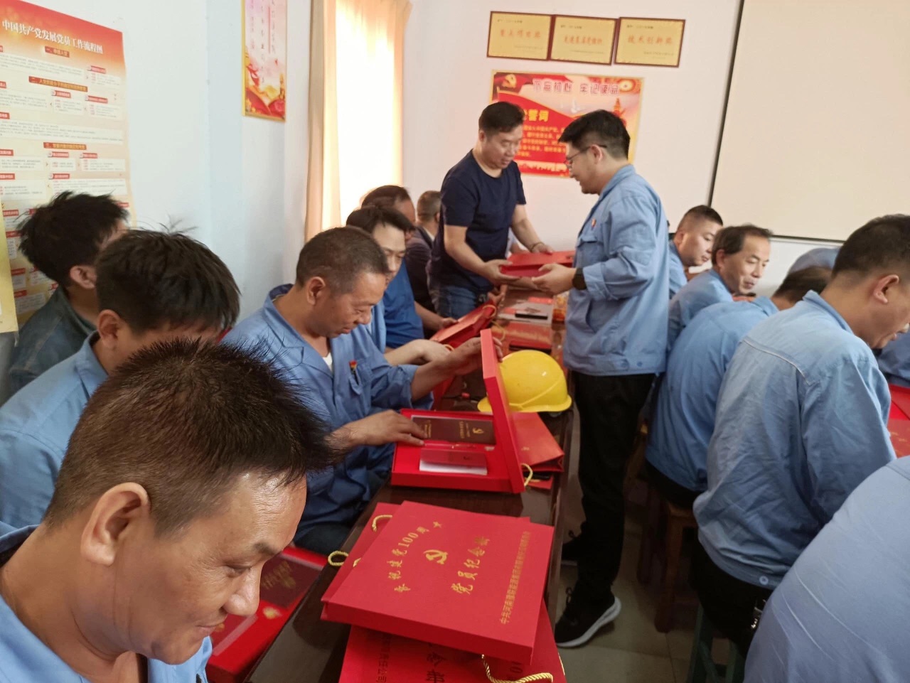 明博体育app苹果