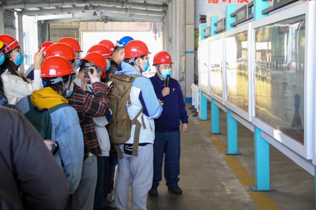 明博体育app苹果