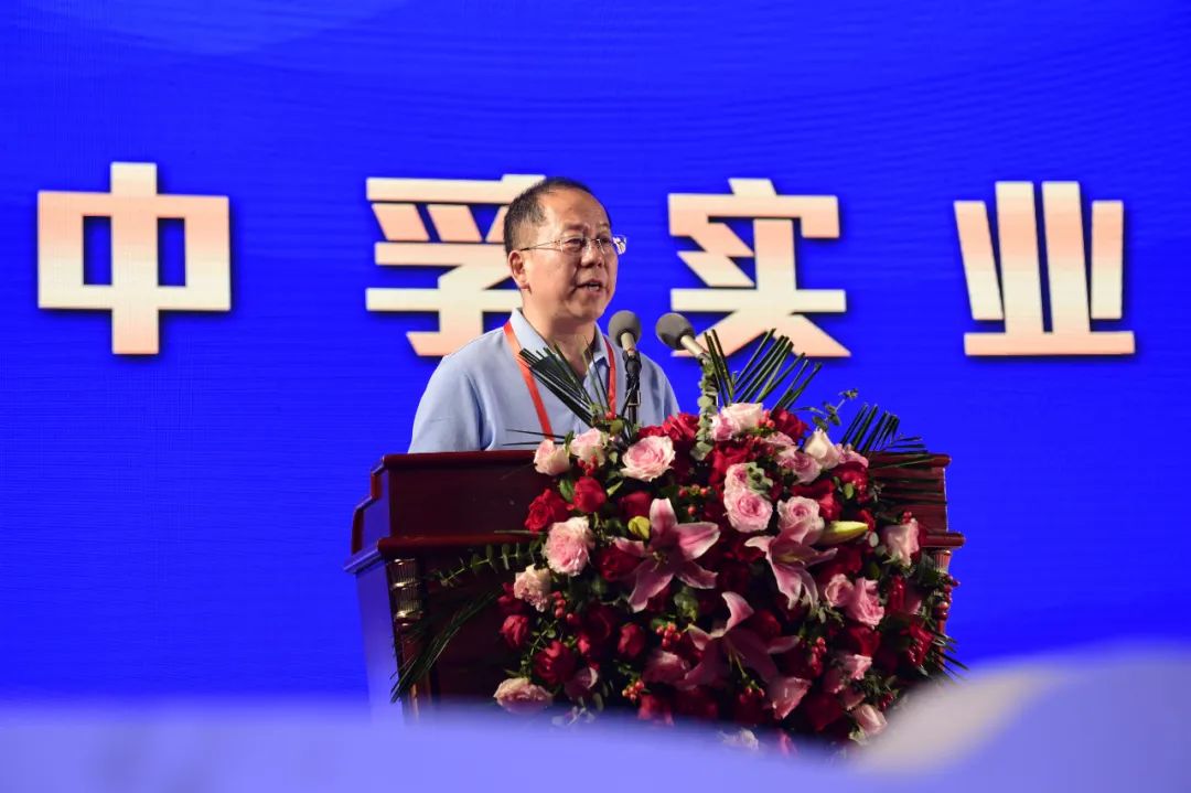 明博体育app苹果