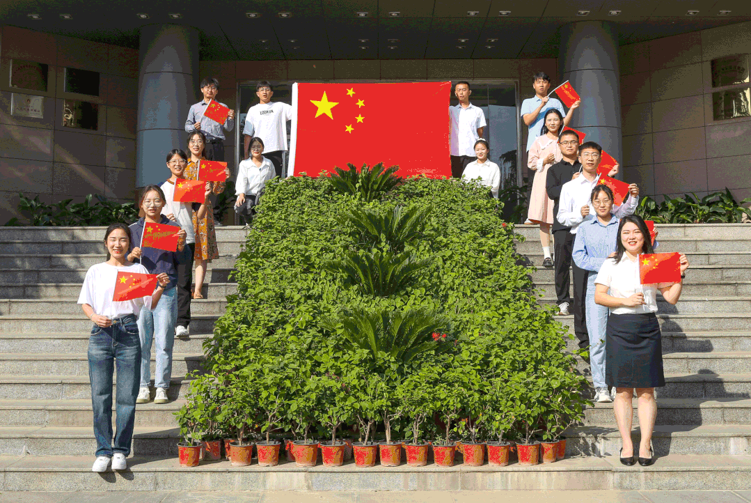 明博体育app苹果